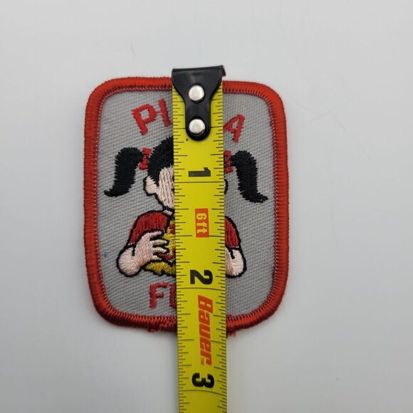 Girl Scout Badge Vintage Patch Brownie 90s Retro Troop Camp Cookies USA Pizza - Picture 3 of 4